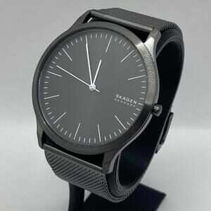 Men’s Skagen Denmark Jorn Black Stainless Steel Mesh Band 41 mm Watch Running